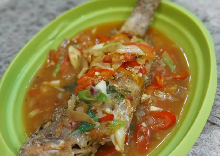 Mudah Cepat Memasak Ikan krapu asam manis Ala Restoran