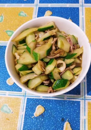Foto resep Timun tumis cumi
