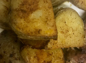 Una foto de Papas con paprika al horno