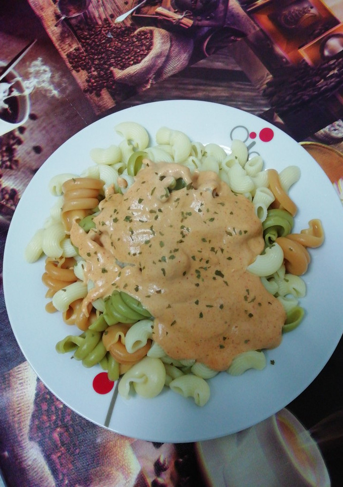 Una foto de Pasta con salsa de sobrasada