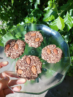 Una foto de Galletitas de chocolate y banana🍪🍌