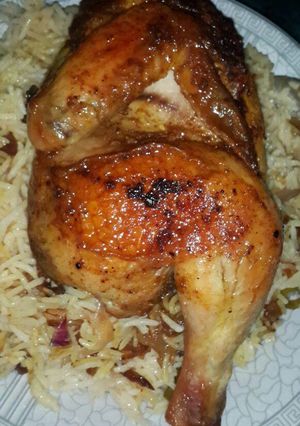 صورة لوصفة كبسة بالكشنة والدجاج المحمر