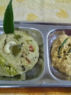 கோதுமை ரவை கிச்சடி🥕 செய்முறை முக்கிய புகைப்படம்
