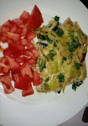 Una foto de Brótola con salsa blanca de puerros