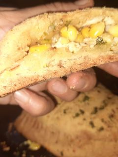 चीज़ गार्लिक ब्रेड बिना यीस्ट (cheese garlic bread bina yeast recipe in Hindi) रेसिपी मुख्य फोटो