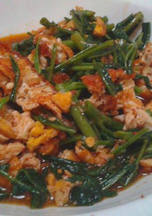 รูปของ ผักบุ้งไข่ดาว
