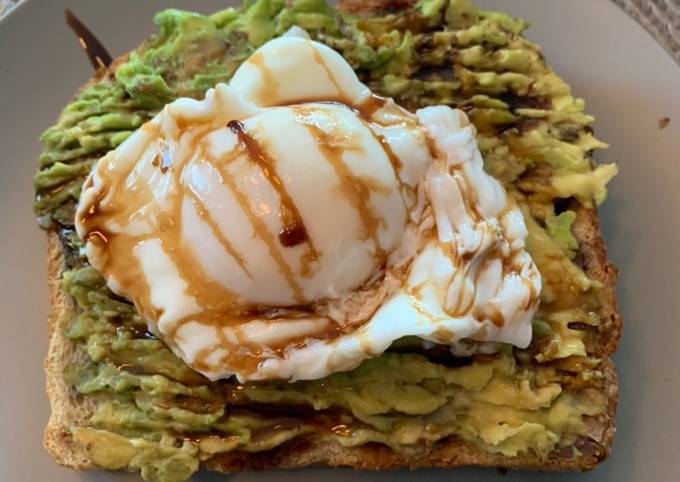 Simple Way to Make Ultimate Avocado 🥑 + Poached Egg 🥚 Sourdough Toast