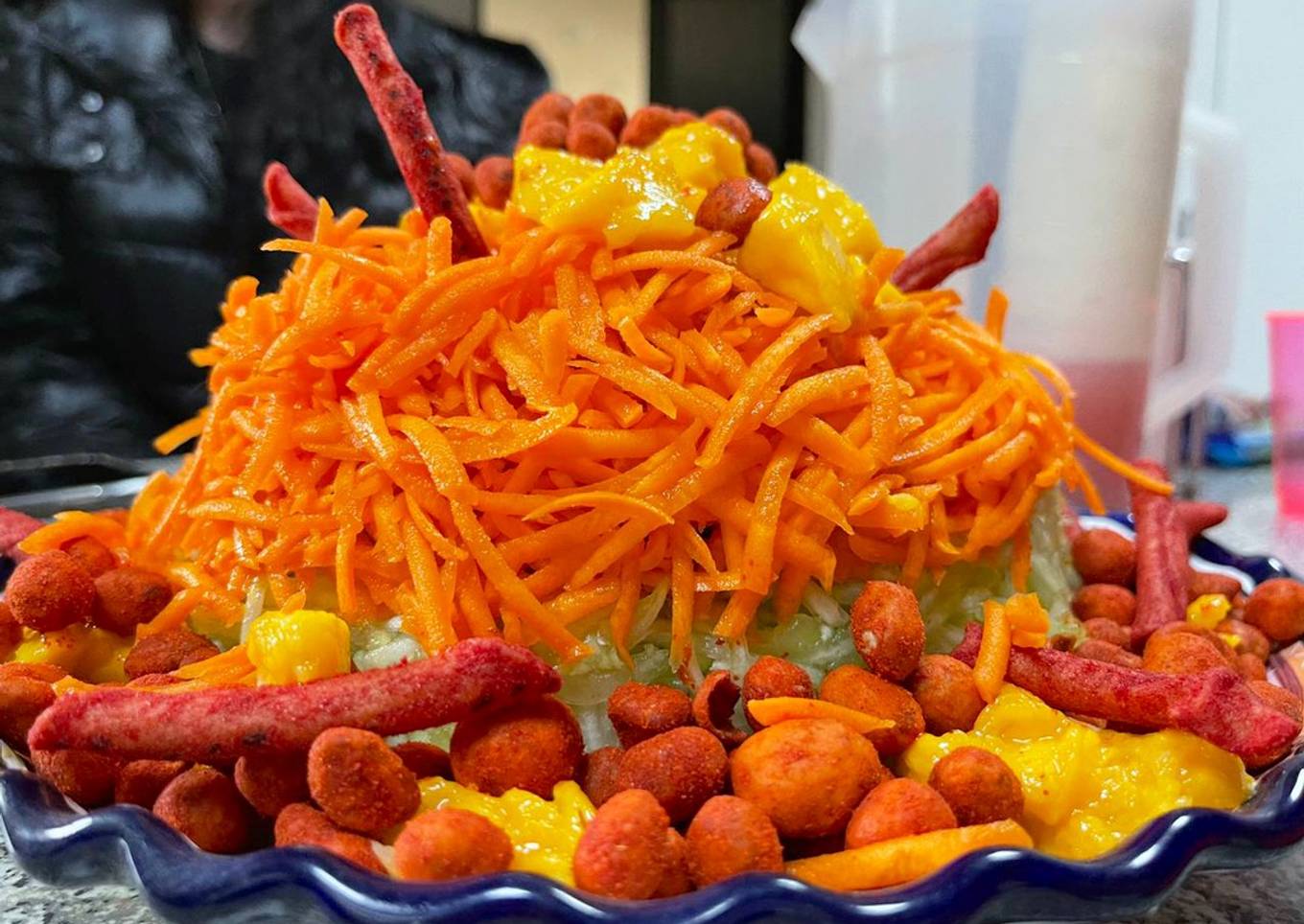 Rosca de verduras con chamoy