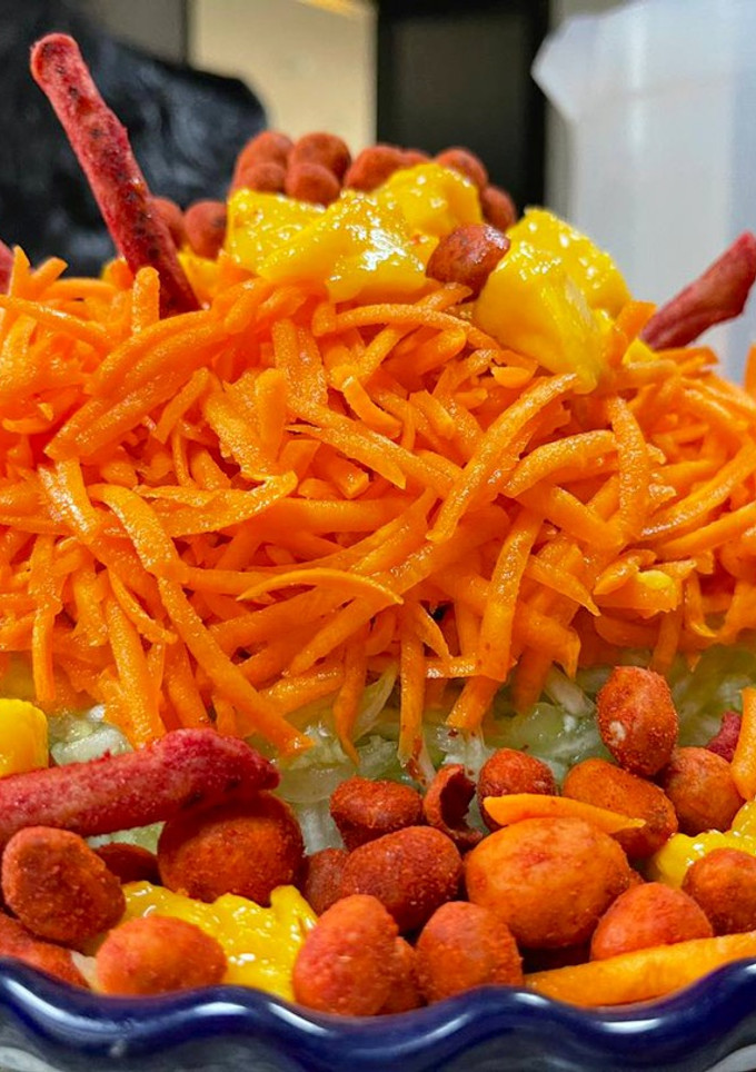 Una foto de Rosca de verduras con chamoy