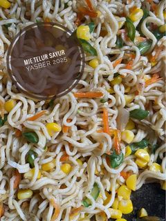 Foto resep Mie telur pelengkap nasi kuning