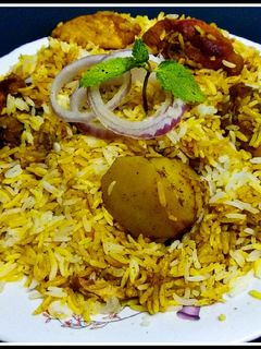 চিকেন বিরিয়ানি (Chicken Biryani recipe in bengali) রেসিপির প্রধান ছবি