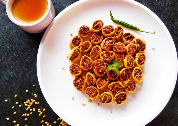 Recipe of Yummy Masala bhakharwadi