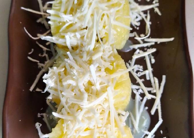 Cara Gampang Menyiapkan Singkong goreng keju yang Bisa Manjain Lidah