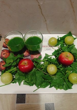 A picture of Green Juice for Glowing Skin.