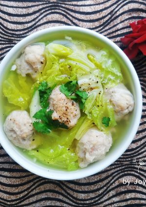 Hình của món Canh cải thảo tôm viên.