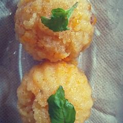 Mango suji halwa A picture of Mango suji halwa.