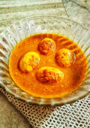 A picture of Kolhapuri Egg Curry.