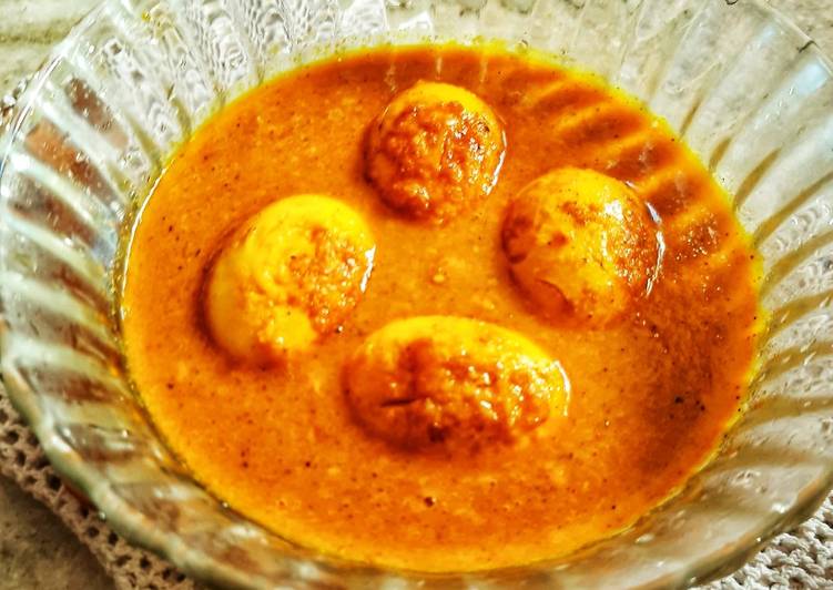 Fresh Kolhapuri Egg Curry