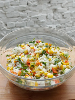 Una foto de Ensalada multicolor