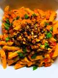 Pasta con calabaza y muddica