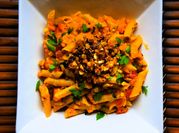 Una foto de pasta salvia