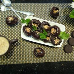 A picture of Oreo chocolate golgapppa.