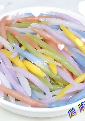 五彩繽紛銀針粉 的食譜成品照片