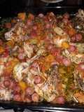 Salteado de pollo y salchichas