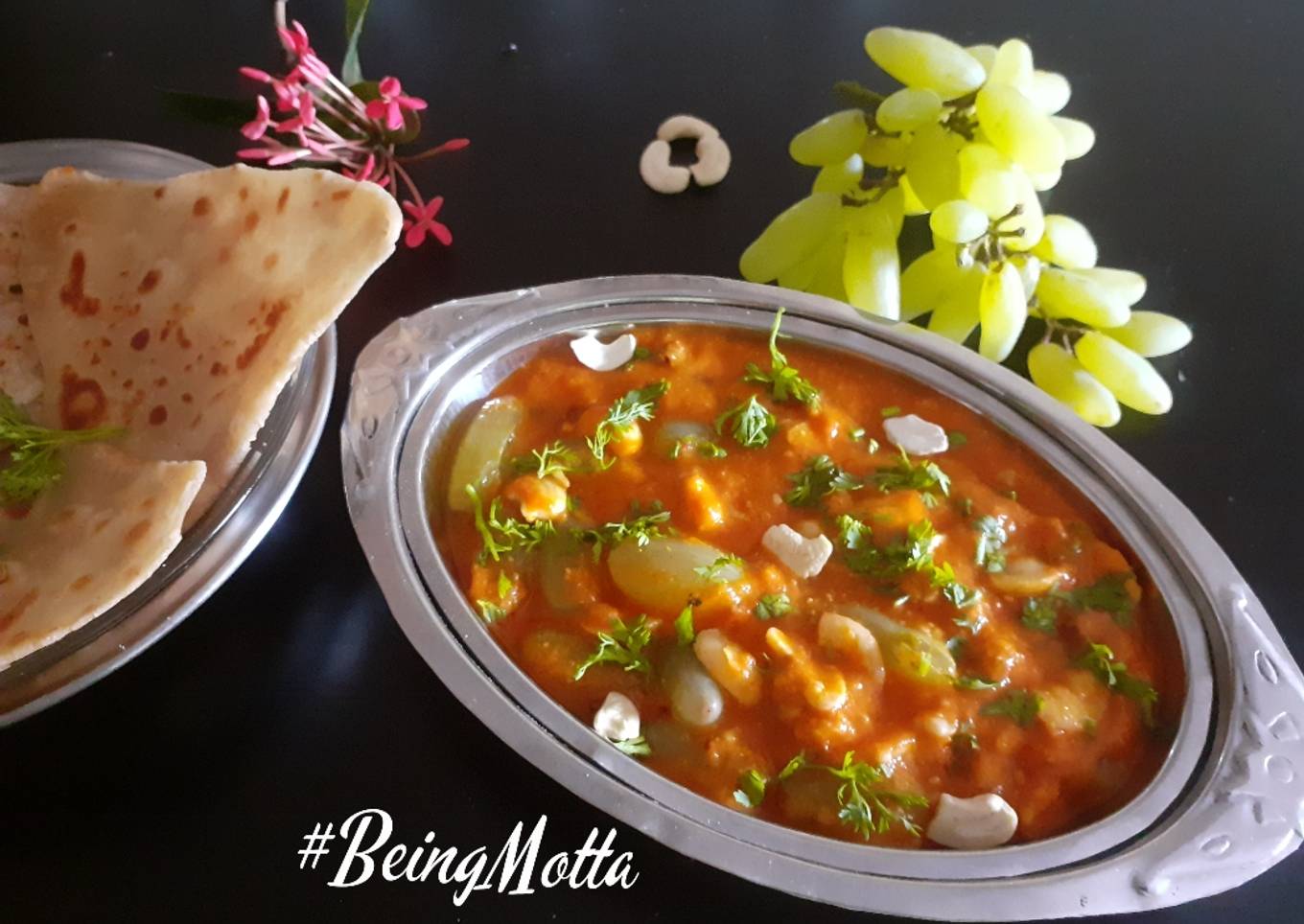 Kaju Angoori Curry