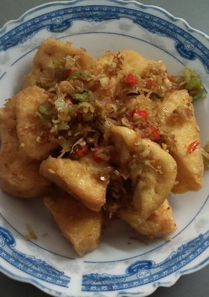 Hình của món Đậu khuôn xào sả.