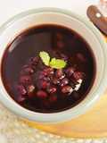 Pressure Cooker Black Glutinous Rice and Red Bean Soup (No Soaking Needed, Perfect for Winter!)
