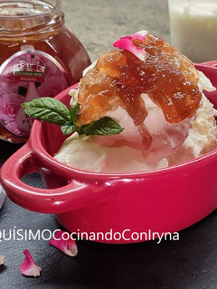 Una foto de Helado de yogur griego