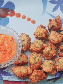 મગની દાળના વડા (Moong Dal Vada Recipe In Gujarati) રેસીપી મુખ્ય ફોટો