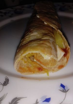 A picture of Cheese potato fry Chapati roll.