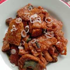 รูปของ Tempe cumi asin balado