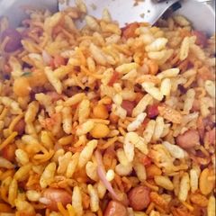 Garlic Murmura Bhel A picture of Garlic Murmura Bhel.