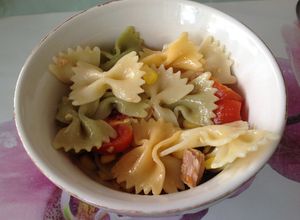 Una foto de Ensalada de pajaritas