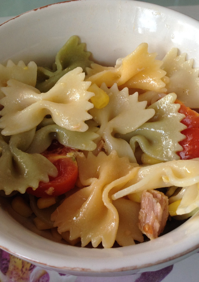 Una foto de Ensalada de pajaritas