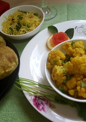 A picture of Achari gobhi.