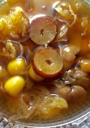 Hình của món Chè táo đỏ.