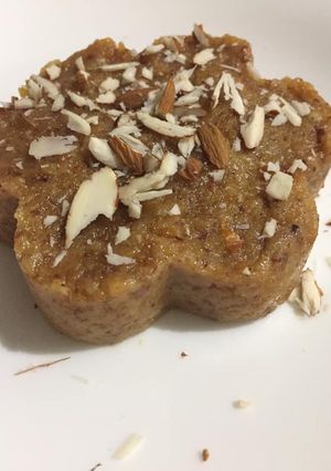 A picture of Badam dal moong halwa.