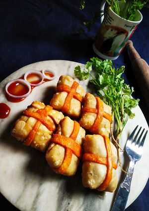 পটাটো চিকেন পার্সেল(Patato Chicken Parcel Recipe In Bengali) রেসিপির প্রধান ছবি