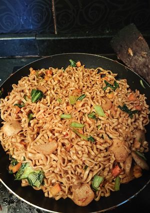 Foto resep Mie goreng sayur + bakso