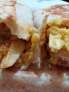 صورة لوصفة بوريتو طاكوس بالرز اقتصادي🌯🌮