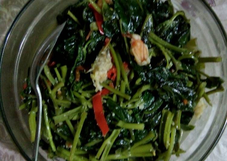 Cara Gampang Menyiapkan Tumis Kangkung Udang Saos Tiram Anti Gagal