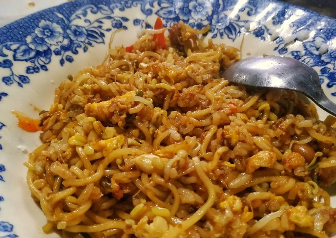 Nasi goreng mawut