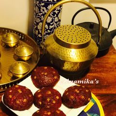 A picture of Eggless Tutti Frutti Red Velvet Cookies.