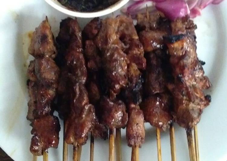 65.Sate kambing muda