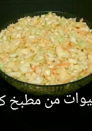 صورة لوصفة سلطة بالكرنب منعشة ورائعة