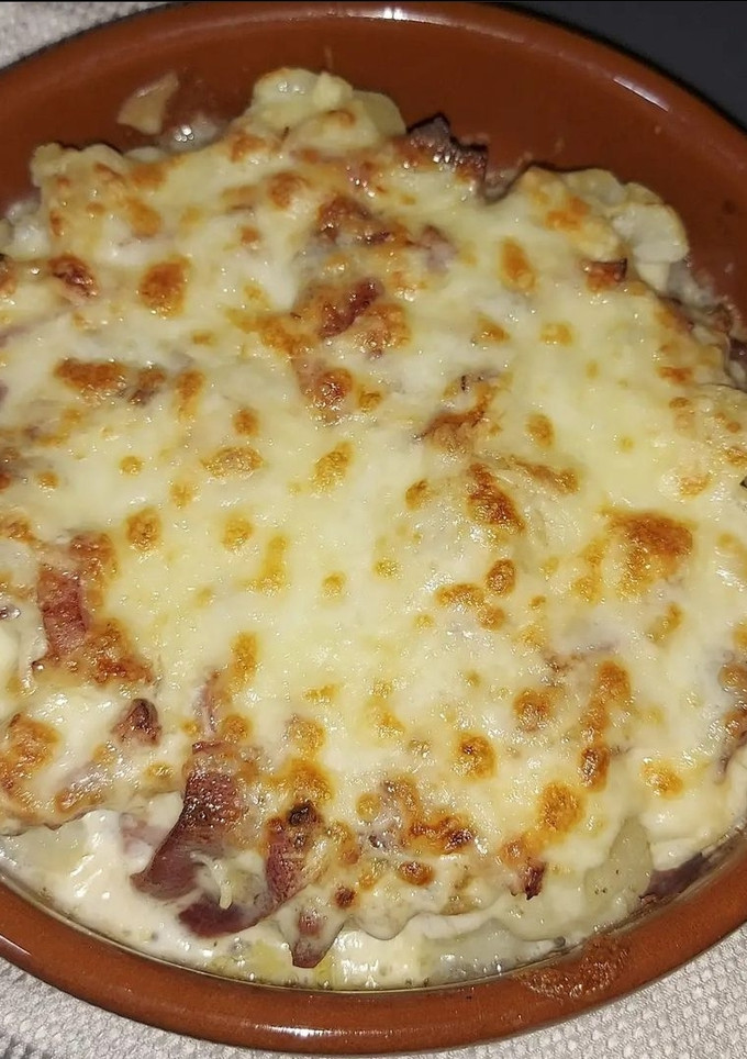 Una foto de Coliflor a la carbonara al horno